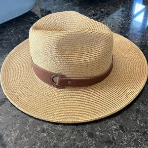Womens brimmed hat. Worn once.